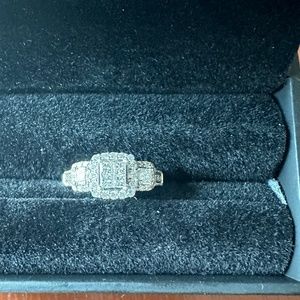 14k white gold  diamond certified ring